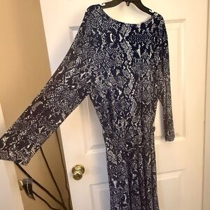 INC International Concepts Navy and White Long Sleeve Dress